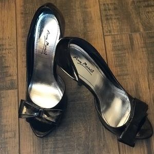 Black Patent Leather Bow Heels